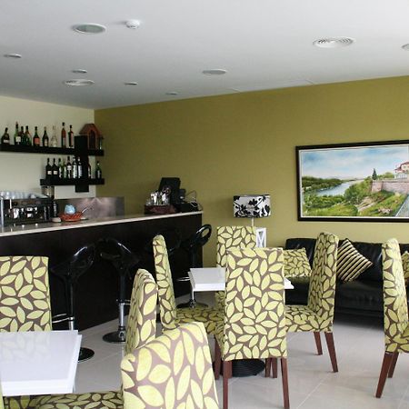 Hotel Dom Afonso - Moncao Luaran gambar